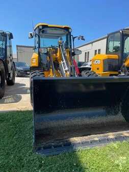 Cargadoras de ruedas 2023 JCB 407 T4 (2)