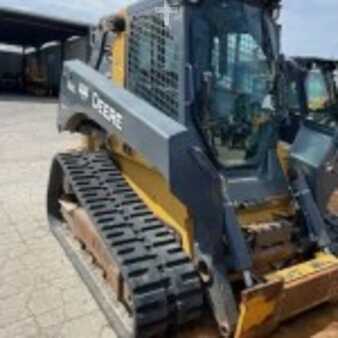 Other 2018 John Deere 331G (1)
