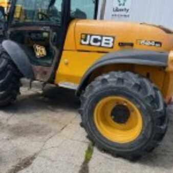Cargadoras sobre orugas 2010 JCB 524-50 (1)