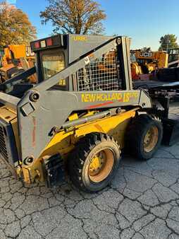Compact Loaders 2000 New Holland Construction LS170 (4)
