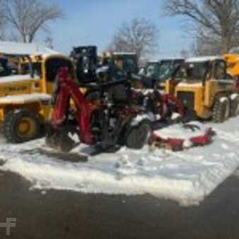 Misceláneos 2015 Mahindra EMAX22 (3)