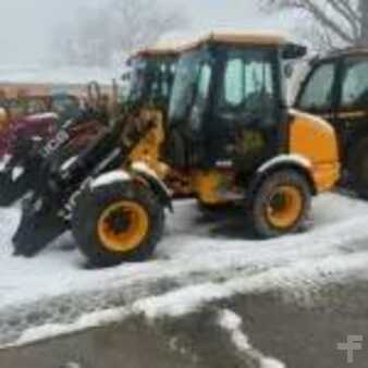 Misceláneos 2011 JCB 406 (3)