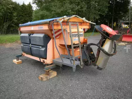Spargisabbia 2004 Schmidt Streuer  Mitos SST20-18 VAXN  für Unimog (2)