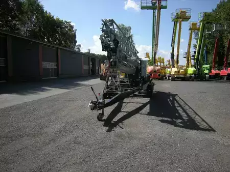 Gru a Montaggio Rapido 2023 Uperio Hochbaukran  Optimum 140 (2)