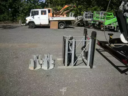 Gru a Montaggio Rapido 2023 Uperio Hochbaukran  Optimum 140 (8)