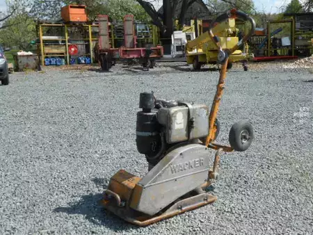 Levyjen puristimet 0 Wacker DPS 2340 (1)