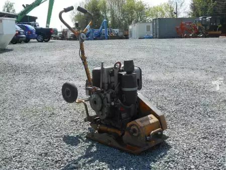 Levyjen puristimet 0 Wacker DPS 2340 (2)