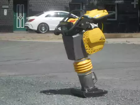 Pladekomprimatorer 2017 BOMAG BT 65 (3)