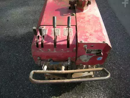 Rolos para pés de carneiro 1996 DELMAG Vx60E (9)