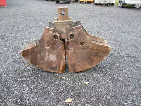 Přídavná zařízení 0 Liebherr SW33 Tieflöffel / Schaufel für Bagger (1)