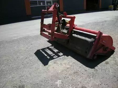 Pozostałe 1991 [div] Dücker Anbau Mulcher für Unimog oder Traktor (3)