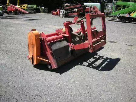 Pozostałe 1991 [div] Dücker Anbau Mulcher für Unimog oder Traktor (5)