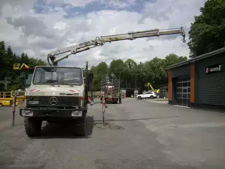 Mobilní jeřáby 1991 Mercedes-Benz Unimog U 1250 / U427/11 mit Kran (6)