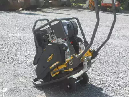 Compattatori a piastre 2017 BOMAG BP 20/50D (7)