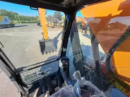Pelles sur chenilles 2025 Doosan DX300LC-7M (2 Units available) (24)