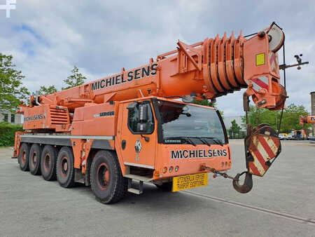 Liebherr LTM1100-5.2