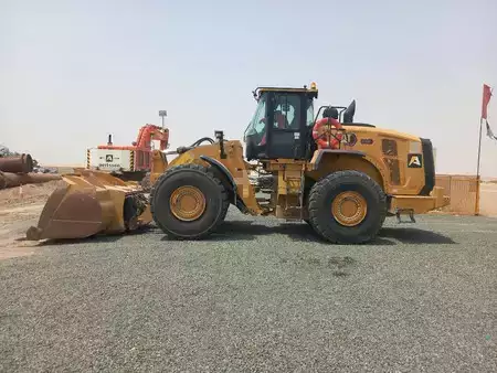 Kolové nakladače 2023 Caterpillar 980 (EXW - Abu Dhabi) (1)