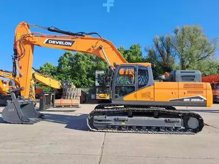 Bæltegraver 2025 Doosan DX 300 LC-7M (1)