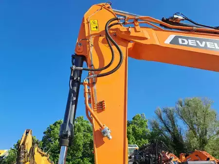 Bæltegraver 2025 Doosan DX 300 LC-7M (7)