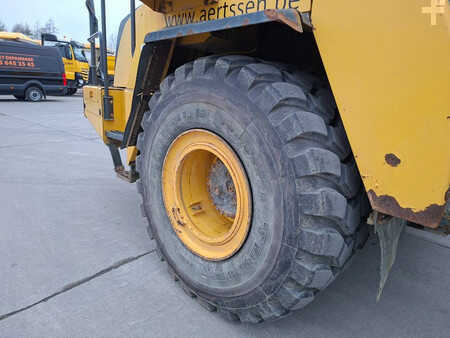 Knickgelenkte Muldenkipper/Dumper 2015 Komatsu HM 300-3 (21)