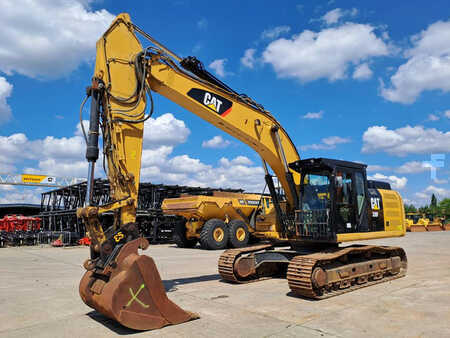 Caterpillar 330FLN