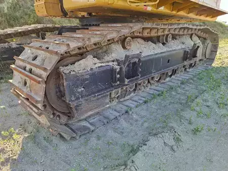 Lánctalpas kotrógép 2024 Caterpillar 395 (10)