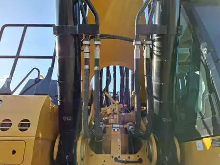 Lánctalpas kotrógép 2024 Caterpillar 395 (23)