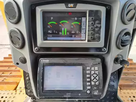 Buldożery 2019 Caterpillar D6T LGP + MS Ripper System One UC (Optional GPS) (18)