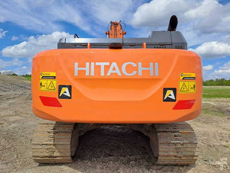 Hitachi ZX350LC-6 (NEW track + Trimble Earthworks GPS)