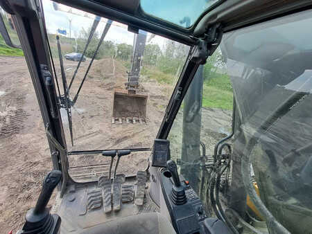 Kettenbagger 2017 Volvo EC 300 EL (24)