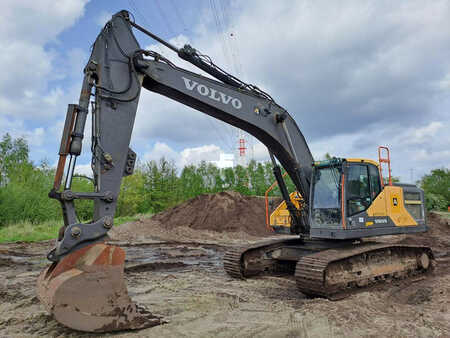 Korečková rýpadla 2017 Volvo EC300EL (7)