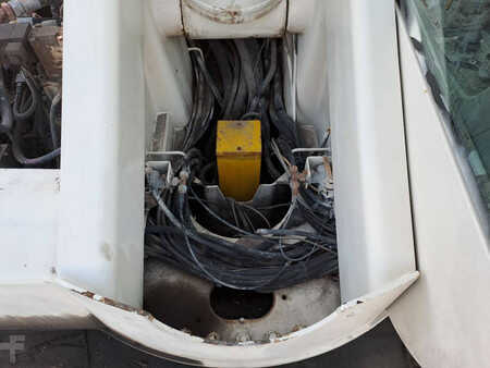 Mobil daruk 2007 Terex Bendini A600-1 (19)
