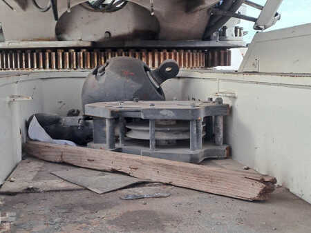 Grúas móviles 2008 Grove RT890E (19)