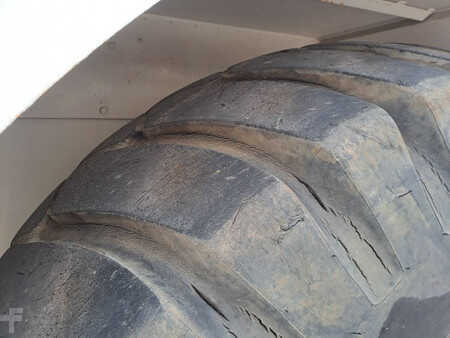 Grúas móviles 2008 Grove RT890E (21)