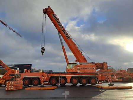 Liebherr LTM1400-7.1 (with Luffing Jib)