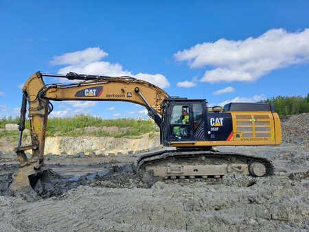 Kedjegraver 2019 Caterpillar 352F (With QC CW55S + Bucket) (1)