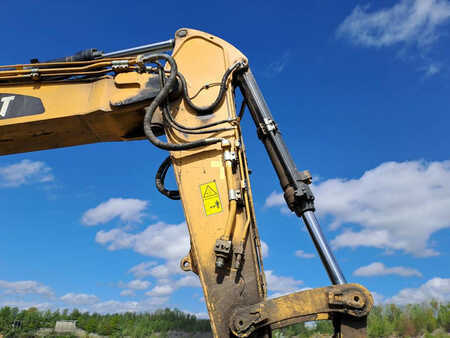 Kettenbagger 2019 Caterpillar 352F (With QC CW55S + Bucket) (9)