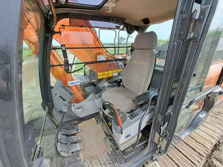 Korečková rýpadla 2016 Hitachi ZX300LC-6 (Trimble Prepared) (21)