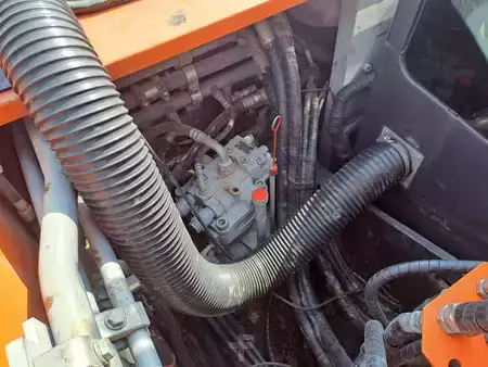 Escavatori gommati 2016 Hitachi ZX170W-5B (28)