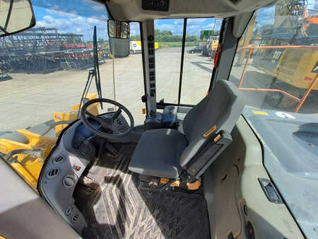 Pyöräkuormaajat 2014 Volvo L105 (18)