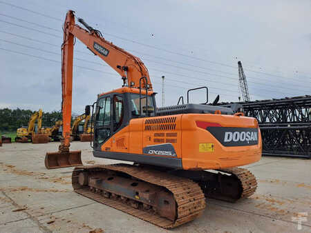 Doosan DX225LC-5 LR (Long-Reach15.5m)