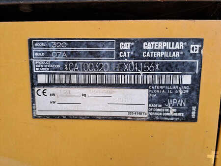 Bæltegraver 2018 Caterpillar 320 (2 Buckets) (13)