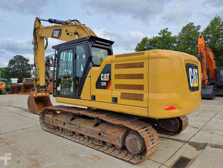 Caterpillar 320 (2 Buckets)