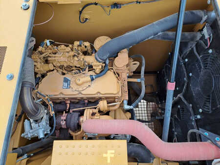 Bæltegraver 2018 Caterpillar 320 (2 Buckets) (20)