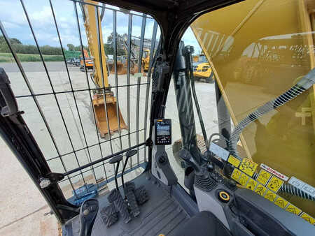 Escavadora de rastos 2018 Caterpillar 320 NG (33)