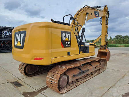 Caterpillar 320 (2 Buckets)