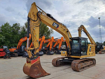 Caterpillar 320 (2 Buckets)