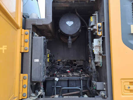 Rupsgraafmachines 2019 Volvo EC300EL (15)