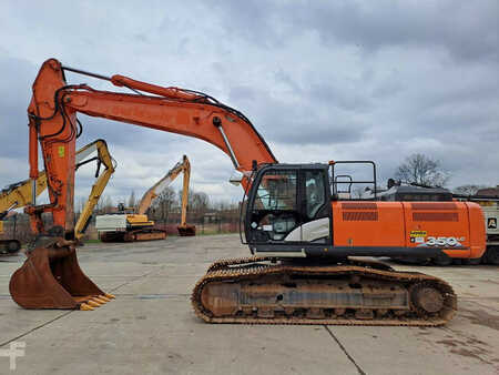 Kettenbagger 2018 Hitachi ZX350LC-6 (1)