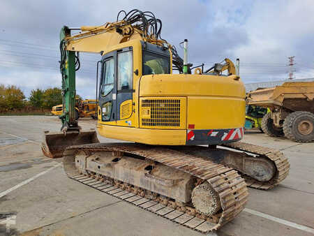 Komatsu PC228USLC-8